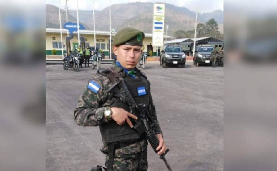 El 23 de mayo se reportó el asesinato de un expolicía militar en Puerto Cortés. Carlos Alberto López Hernández fue bajado de su motocicleta para ser ejecutado por desconocidos.