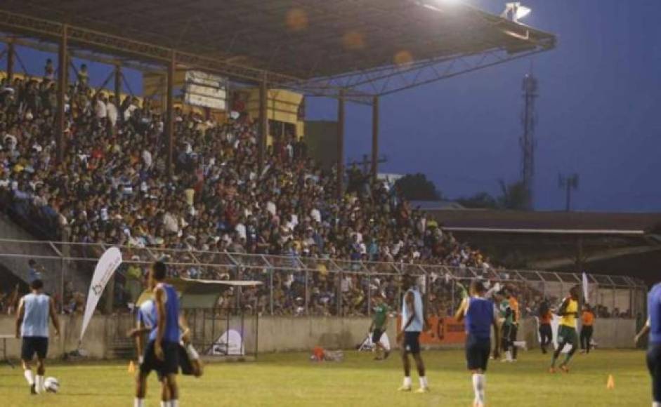 Hablar del Humberto Micheletti es referirse a uno de los estadios con más historias en el territorio hondureño. Aquí disputa sus partidos como local el Honduras Progreso.