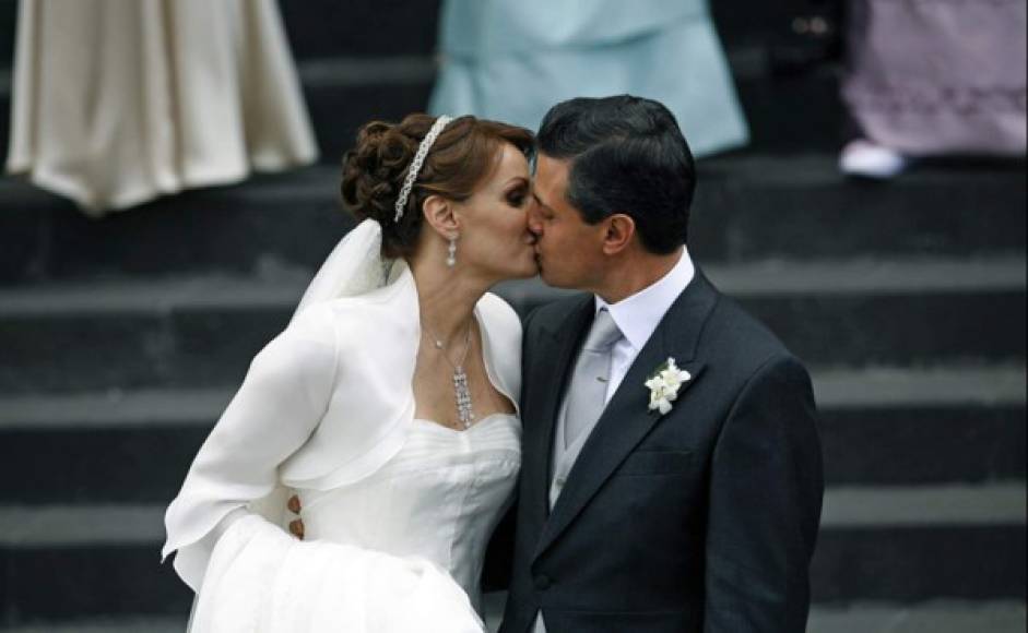 El presidente mexicano Enrique Peña Nieto contrajo matrimonio el 27 de noviembre del 2010 con la actriz Angélica Rivera, sin embargo, los rumores de divorcio los han perseguido durante las últimas semanas.