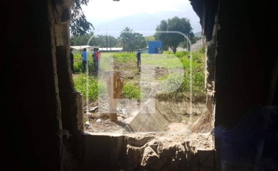Las autoridades informaron que el hoyo fue hecho con pulidoras para cortar cemento, y el mismo se detectó en el muro perimetral del Centro de Menores Infractores El Carmen.