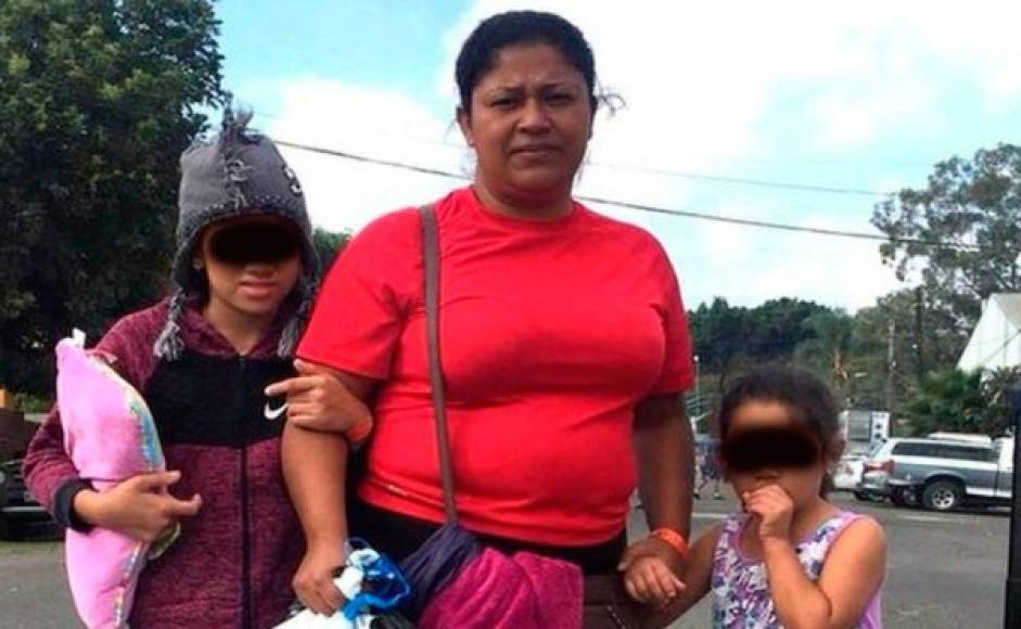 La bloguera Chamonic publicó un post donde otra de sus hermanas confirma el arresto, pero revela que la mujer agredida es una de sus tías y que la golpiza fue 'para darle su merecido'.