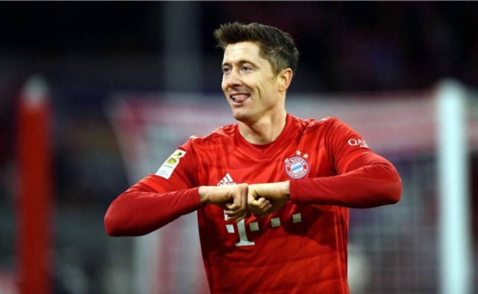 1. Robert Lewandowski (38 puntos) - El delantero polaco del Bayern Múnich suma 19 goles en la presente temporada de la Bundesliga.