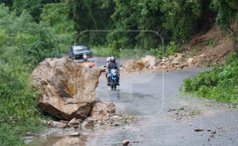 Desbordes, inundaciones y evacuaciones se registran por Eta en Chamelecón
