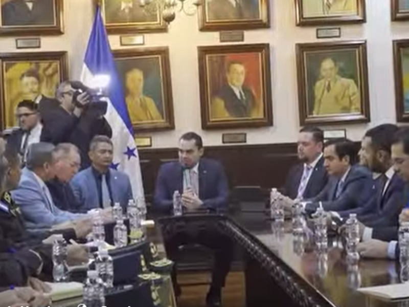 Tomás Zambrano, titular del Congreso Nacional, habla sobre la propuesta de reformas para combatir la extorsión.