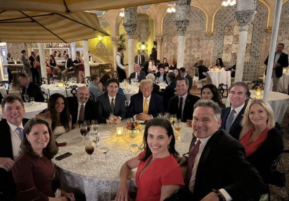 Justin Trudeau se reúne con Trump en Florida tras amenaza de aranceles