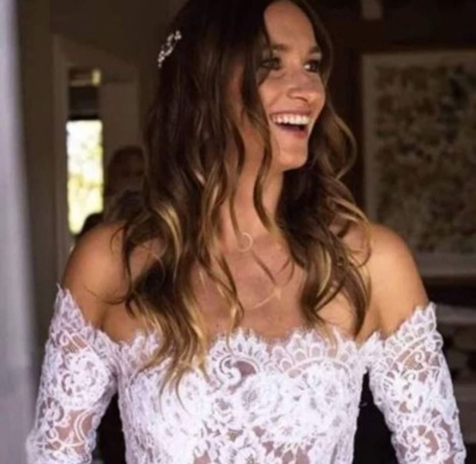 La ex modelo es sobrina del ex entrenador del equipo nacional de rugby de Sudáfrica, Nick Mallett.