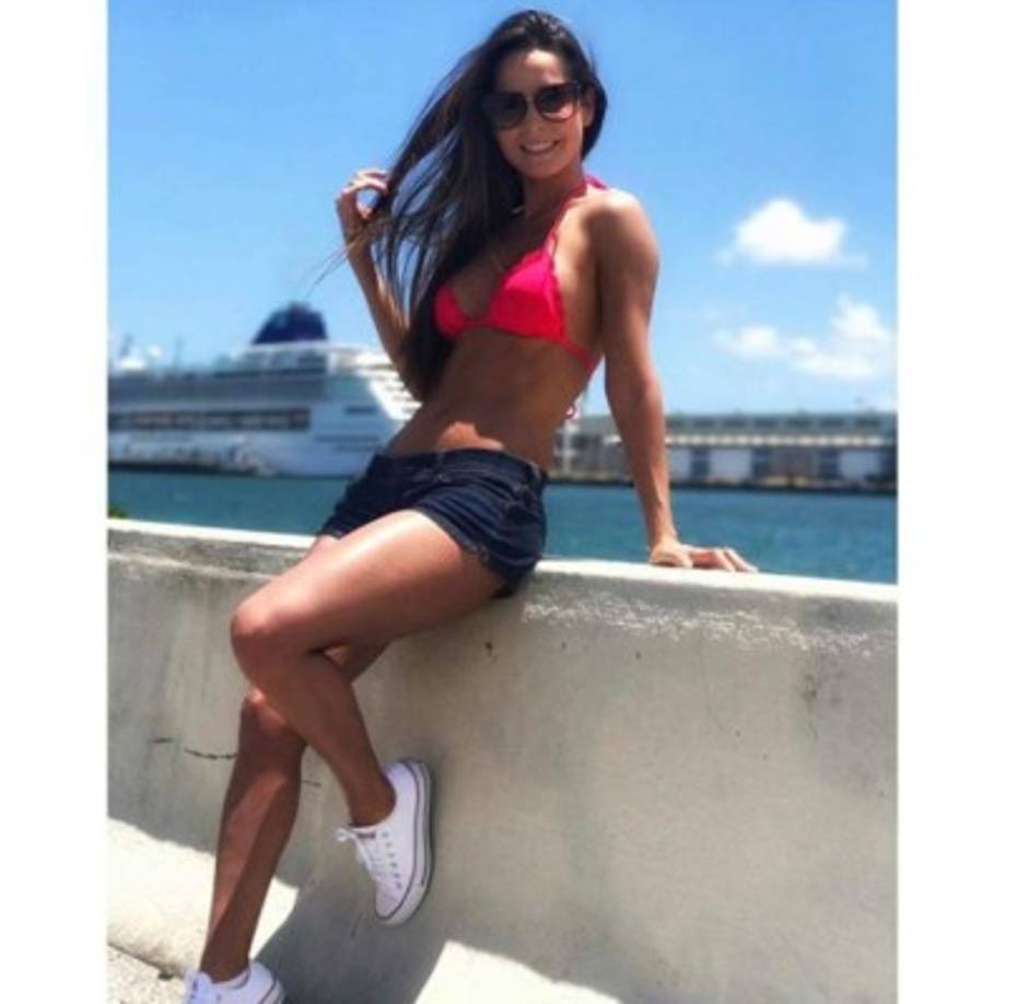 La talentosa artista se ha convertido en una de las mujeres más sexys de la farándula.