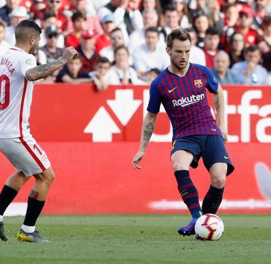 ”Nos sentíamos por encima de los demás y el fútbol nos castigó”, lanzó el exjugador del Barcelona.
