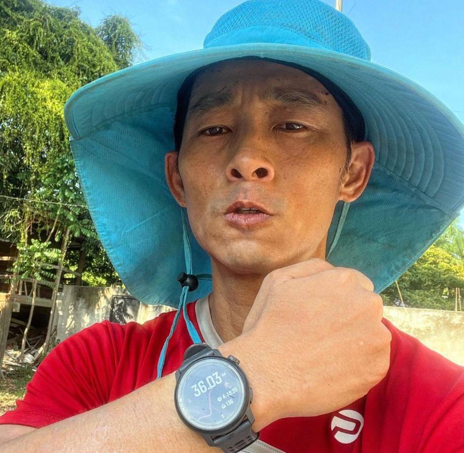 Tras el corto momento, Shin Fujiyama continuó su recorrido por Nuevo León, México. Shin Fujiyama lleva 11 días ya corriendo 42 kilómetros, hoy continuó el día 12 tras suspensión de carrera por problemas de salud de su rodilla, su meta es llegar a Honduras en 71 días completando su reto de correr 3,000 kilómetros para reconstruir 10 escuelas.