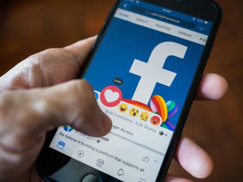 Recupere su cuenta de Facebook e Instagram.