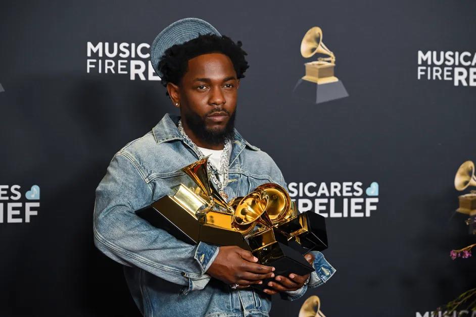 ¿Quiénes fueron los artistas premiados en la pregala de los Grammy 2026?