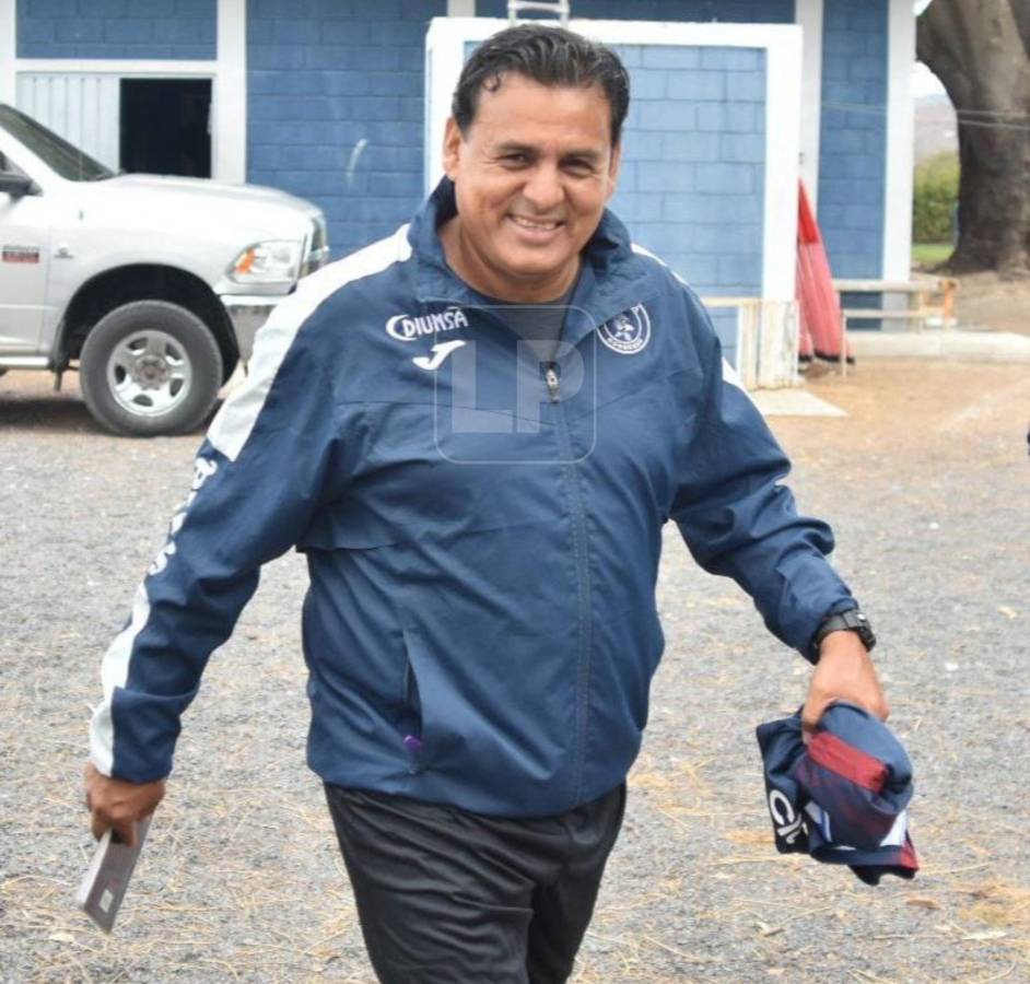 César Obando tuvo grandes momentos como futbolista del Motagua y hoy recibe la oportunidad de ser el entrenador del club azul.