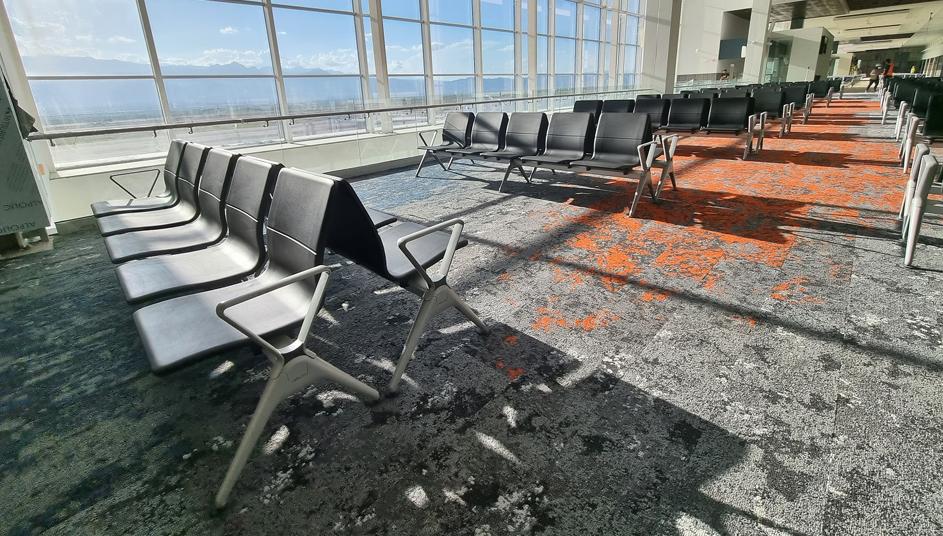 Las salas de espera del Aeropuerto Internacional de Palmerola son espaciosas para conveniencia de los usuarios.