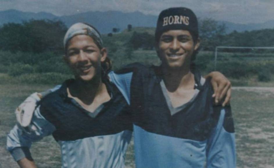 El portero Noel Valladares, que ya se retiró, cuando tenía 14 años y jugaba en Comayagua.
