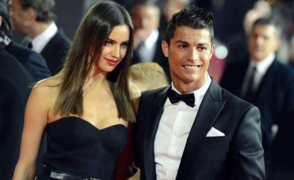 Uno de los romances más seguidos de los medios y las redes sociales, fue el de la supermodelo rusa Irina Shayk y el jugador Cristiano Ronaldo, su ruptura sorprendió a todo el mundo.
