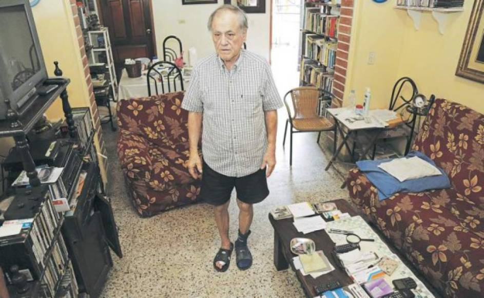 A pesar de su fama, Chelato Uclés es un hombre sencillo, hogareño y descomplicado.