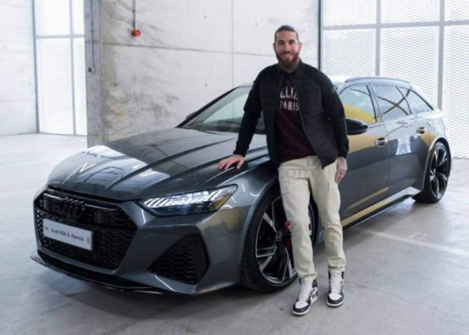 Sergio Ramos: El capitán ha elegido un modelo RS, cuyo costo es de algo más de 140.000 euros.