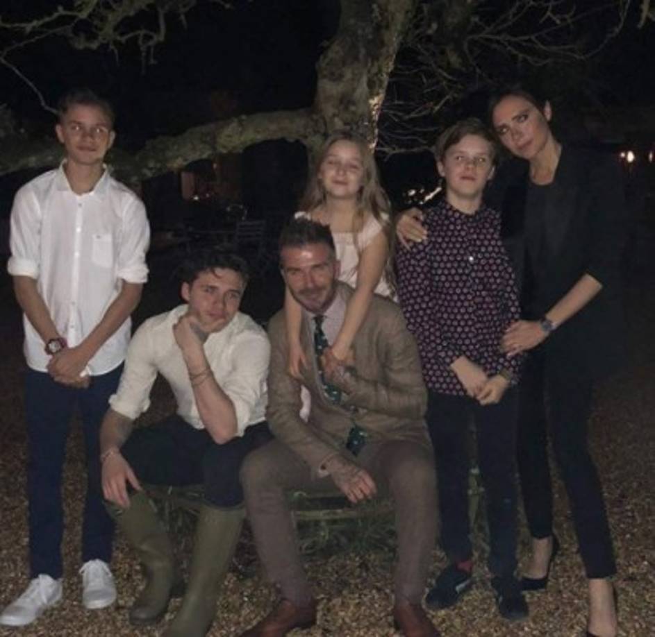 Victoria y David Beckham muestran una relación de complicidad y apoyo al máximo con sus cuatro hijos.