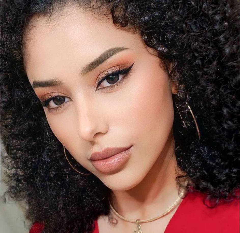 Y se ha posicionado como uno de los rostros más bellos de la competencia. 