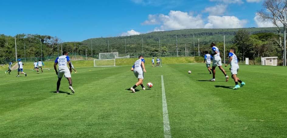 Jugadores de la Liga Nacional fueron tomados en cuenta para el primer microciclo.