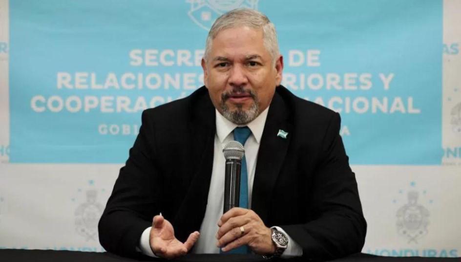 Enrique Reina: Denuncia de tratado de extradición va