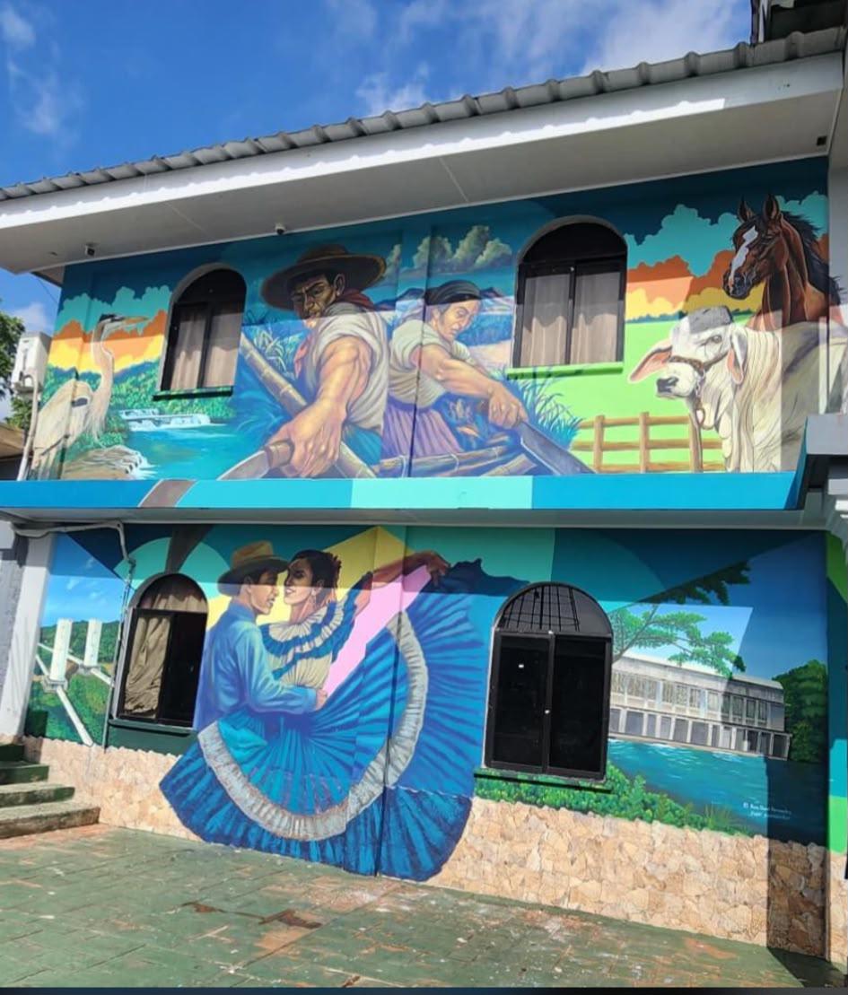 ¡Vaya por su foto! 30 coloridos y creativos murales embellecen San Francisco de Yojoa