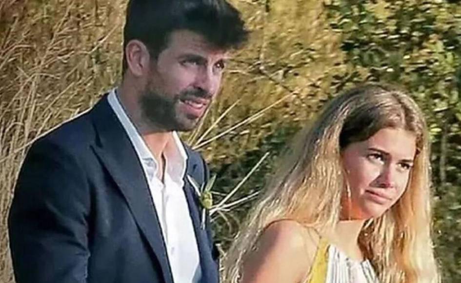 Los 12 años de diferencia entre Piqué y Clara son otros motivos por los que los padres de la chica no lo quieren.