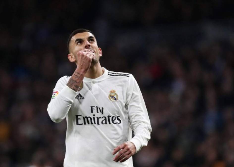 Dani Ceballos no cuenta para Zidane y el mediocampista español tiene todos los números para salir del Real Madrid este verano. Uno de sus posibles destinos podría ser el Tottenham. Según asegura 'El Desmarque', el equipo inglés estaría dispuesto a pagar entre 40 y 50 millones por el centrocampista. El Tottenham no es el único club que está siguiendo a Ceballos. Arsenal y Juventus también están interesados en hacerse con los servicios del andaluz.