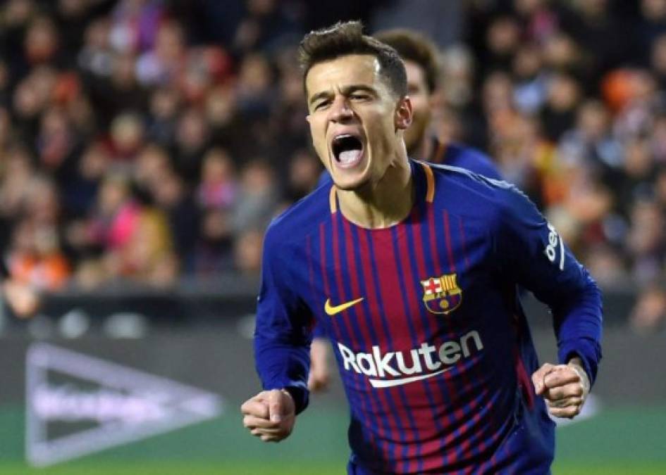 Coutinho saldría del Barcelona y llegaría al Manchester United. El mediocampista brasileño no ha podido consolidarse en el club catalán.