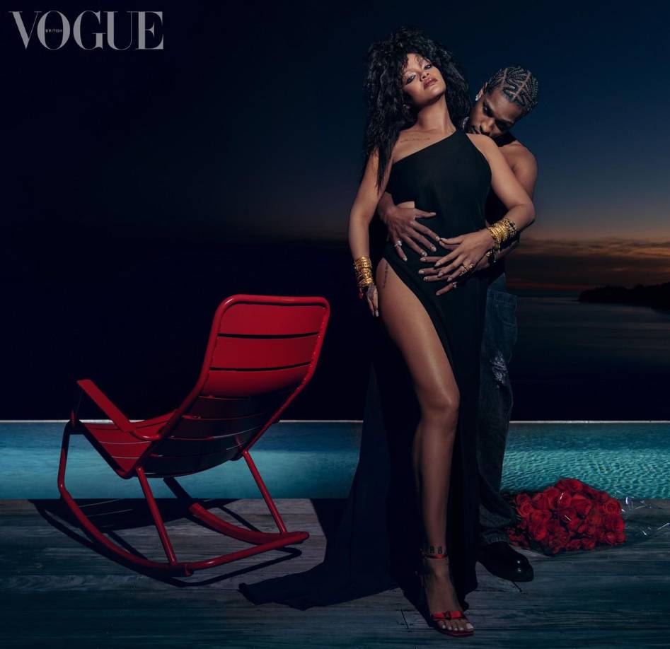 “Rihanna es la estrella fenomenal de la portada de marzo de 2023 de #BritishVogue, pero esta no es una portada ordinaria. Este es un retrato familiar”, comunicó la revista en sus redes sociales. La estrella posa con el rapero Asap Rocky con quien espera su segundo hijo, a solo 9 meses de haber dado a luz a su primogénito. 
