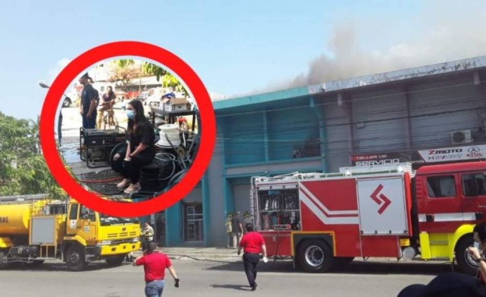 Locales de mangueras y respuestos de motocicletas se incendiaron este viernes.