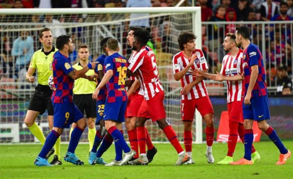 Joao Félix se defendió luego de que Jordi Alba le pusiera un dedo en la cara al jugador portugués.