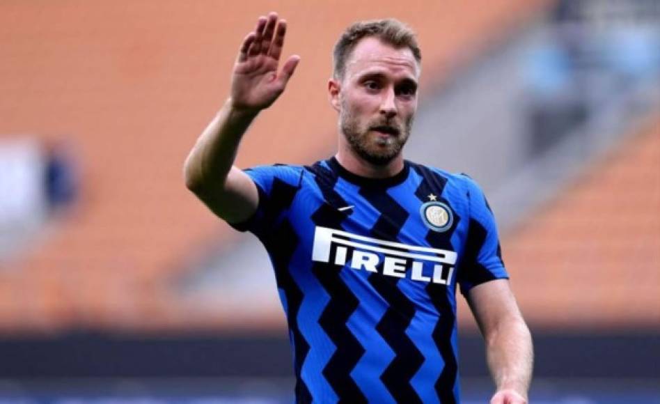 Christian Eriksen - Parece inminente la vuelta del centrocampista danés a la Premier League, sería cedido hasta final de temporada. El jugador saldría del Inter de Milán, los clubes que lo quieren son el Tottenham, su exclub, Arsenal y por último se ha sumado el Leicester City. También suena en España para la Real Sociedad.