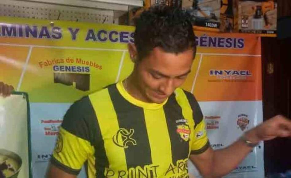 Mariano Pineda: El portero hondureño ha sido fichado por el Génesis Huracán de la Liga de Ascenso. En la campaña pasada militó en Juticalpa, además de estar en clubes como Marathón, Platense, UPN.