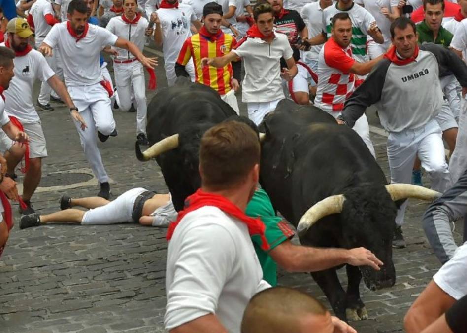 Escalofriantes imágenes de los encierros de San Fermín en Pamplona