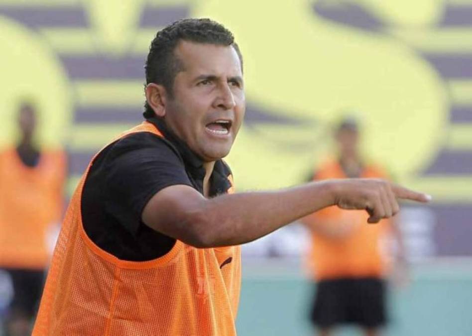 Nerlin Membreño: El entrenador ha sido ratificado y seguirá un año más con los Potros del Olancho FC en la segunda división.