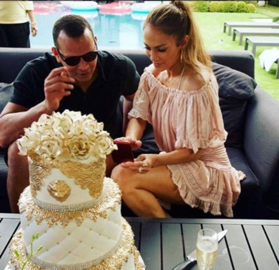 En el marco del cumpleaños de su novia, Alex le dedicó unas tiernas palabras en su Instagram