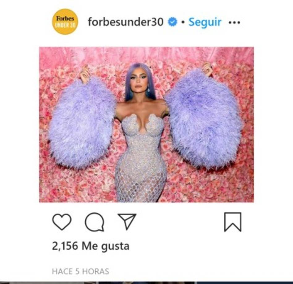 'Sí, artífice de su propio éxito (pese a que ha recibido mucha ayuda de su famosa familia, no heredó su negocio, lo montó ella)', explica Forbes en su artículo.