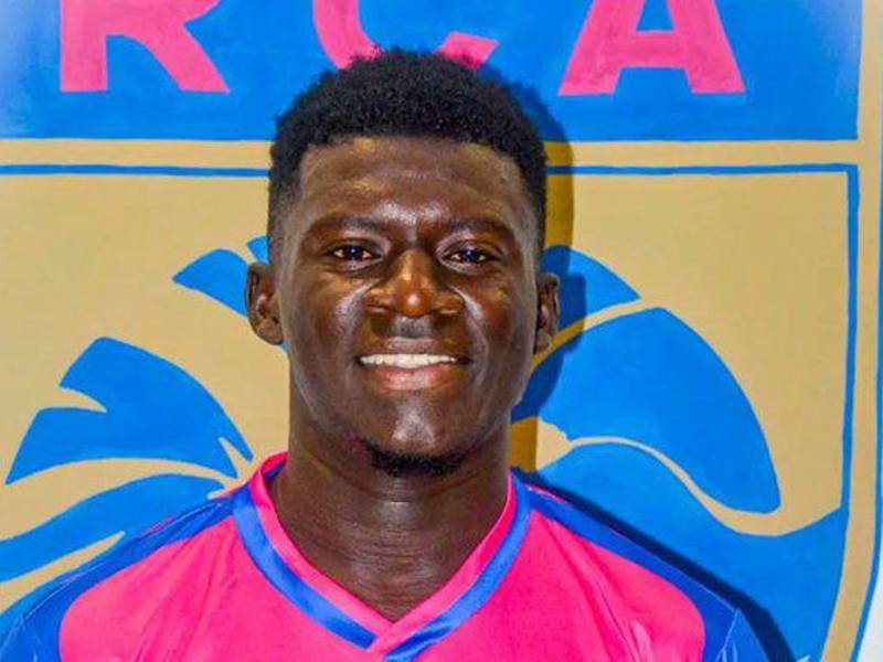 Moustapha Sylla, jugador del Racing de Abiyán, solo tenía 21 años.