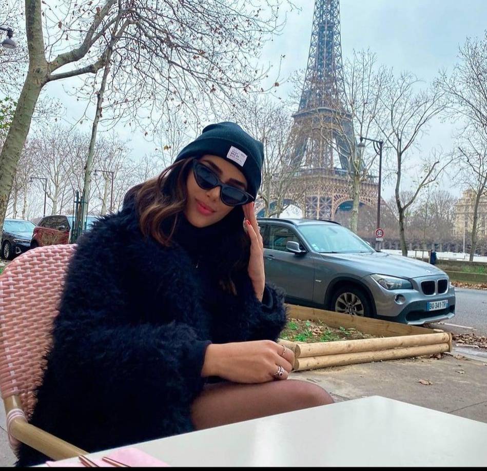 Desde hace más de ocho años ella es gerente de marketing y comercio electrónico de la marca de ropa Long Island.