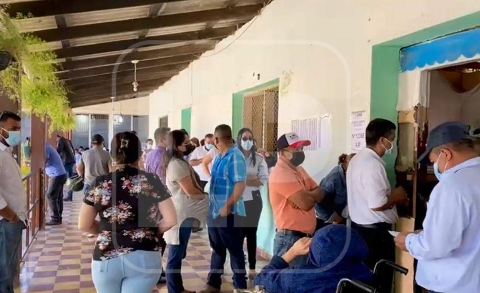 Masiva participación en centros de votación en Lempira