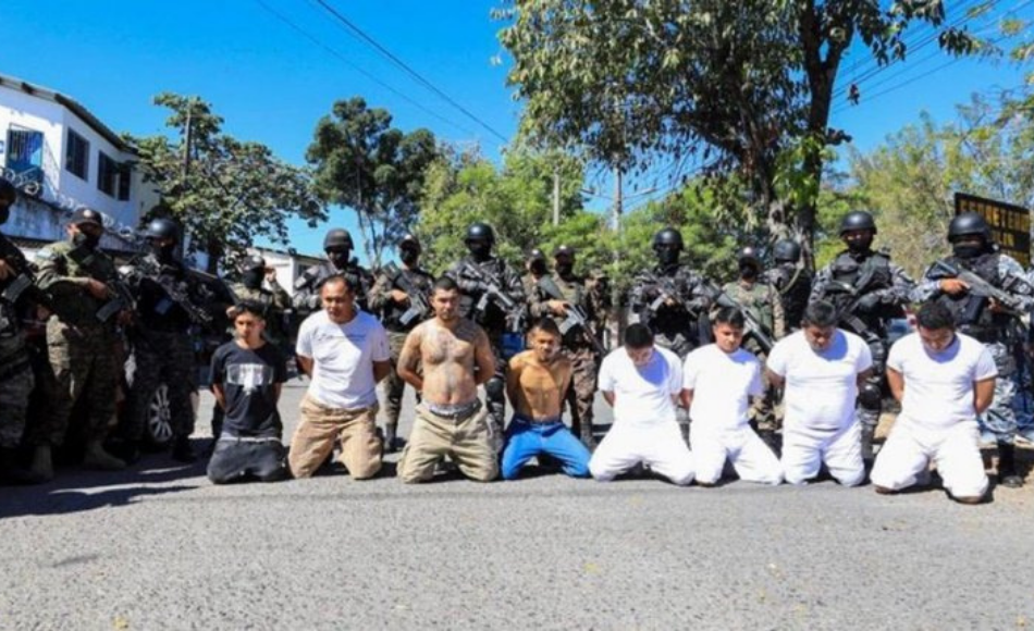 El Salvador alarga régimen de excepción, pero sin un plan definitivo ante los maras