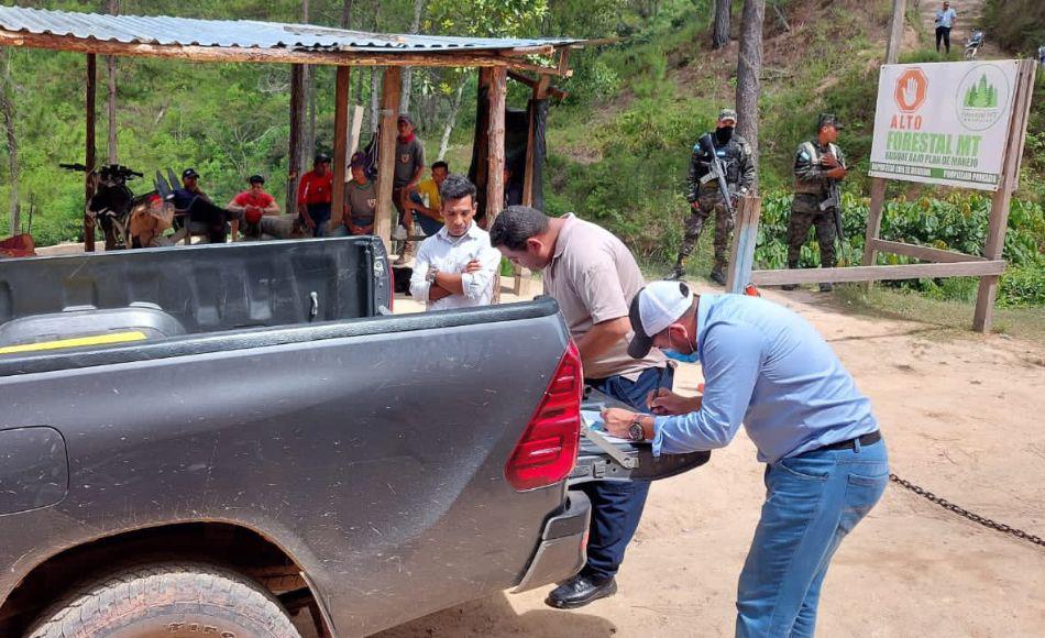 Investigan delitos en perjuicio de comunidad indígena en Olancho