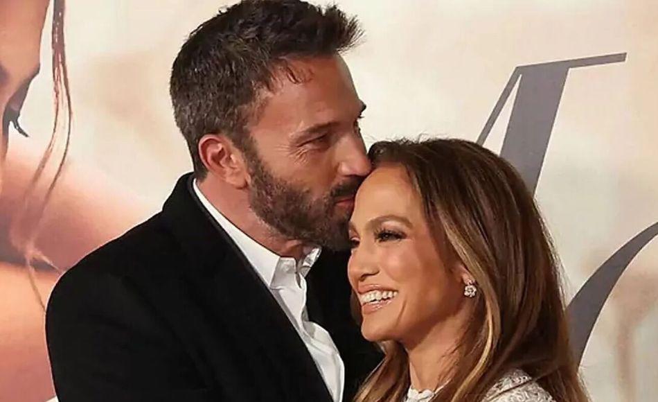 Jennifer Lopez y Ben Affleck regresaron a Estados Unidos tras su breve luna de miel por Italia que iniciaron días después de su boda religiosa, celebrada el pasado 20 de agosto. 