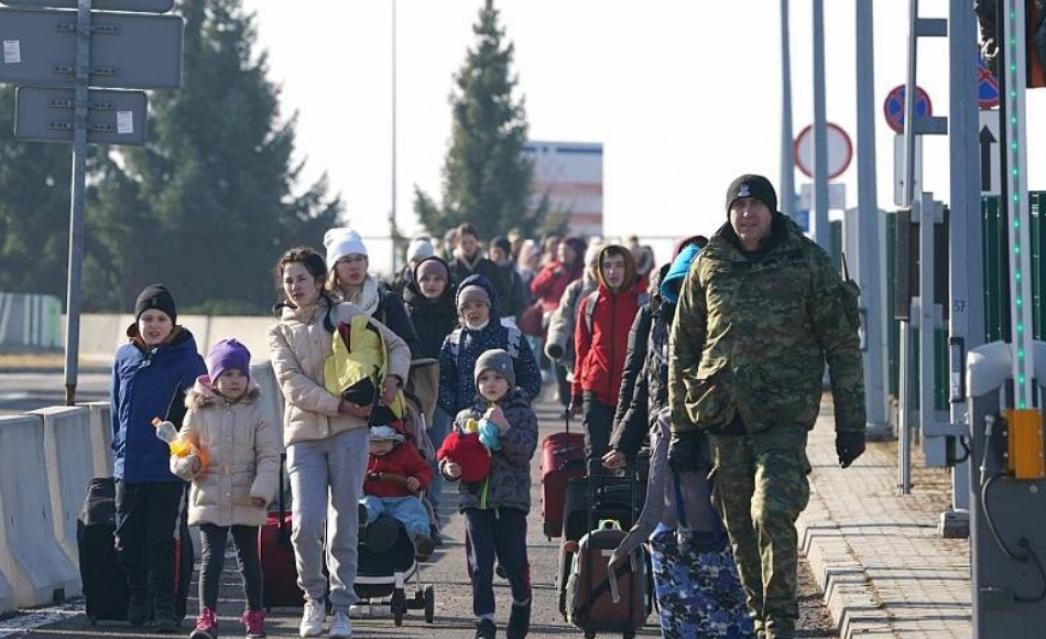 150,000 ucranianos huyen del país en menos de 24 horas y llegan a los 677,000
