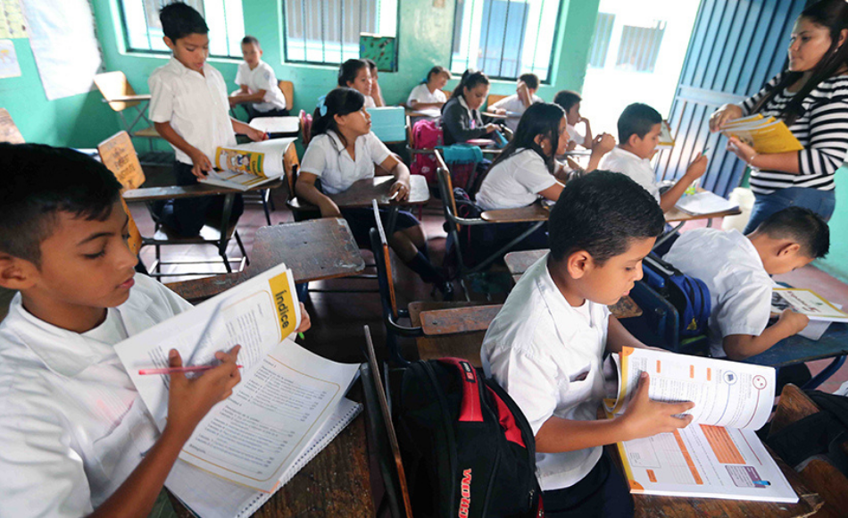 Hay 250 millones de niños fuera del sistema escolar en el mundo