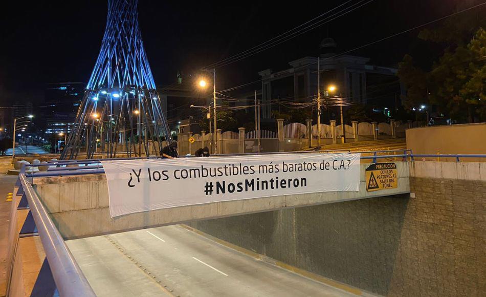 “#NosMintieron”: así amanecieron las principales calles de Tegucigalpa