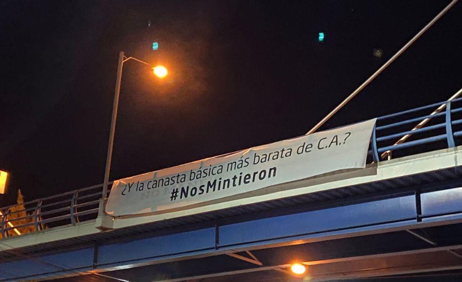 “#NosMintieron”: así amanecieron las principales calles de Tegucigalpa