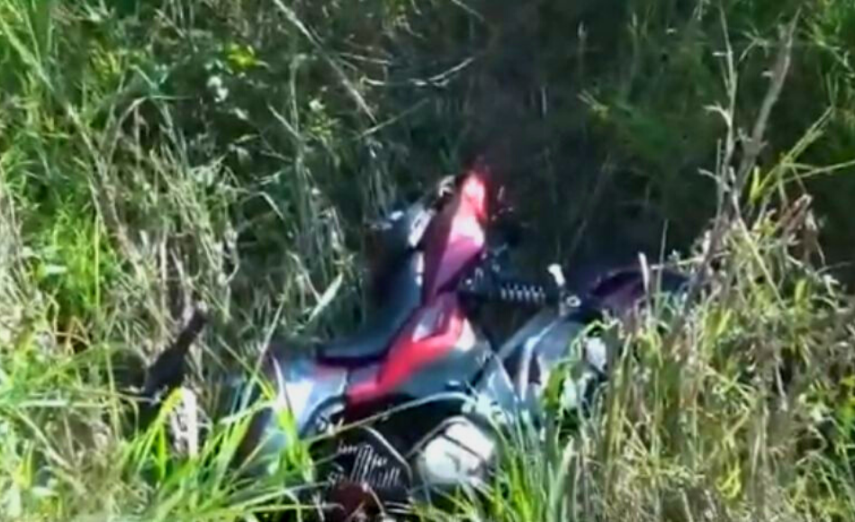 Motociclista muere tras impactar contra poste de tendido eléctrico en Copán