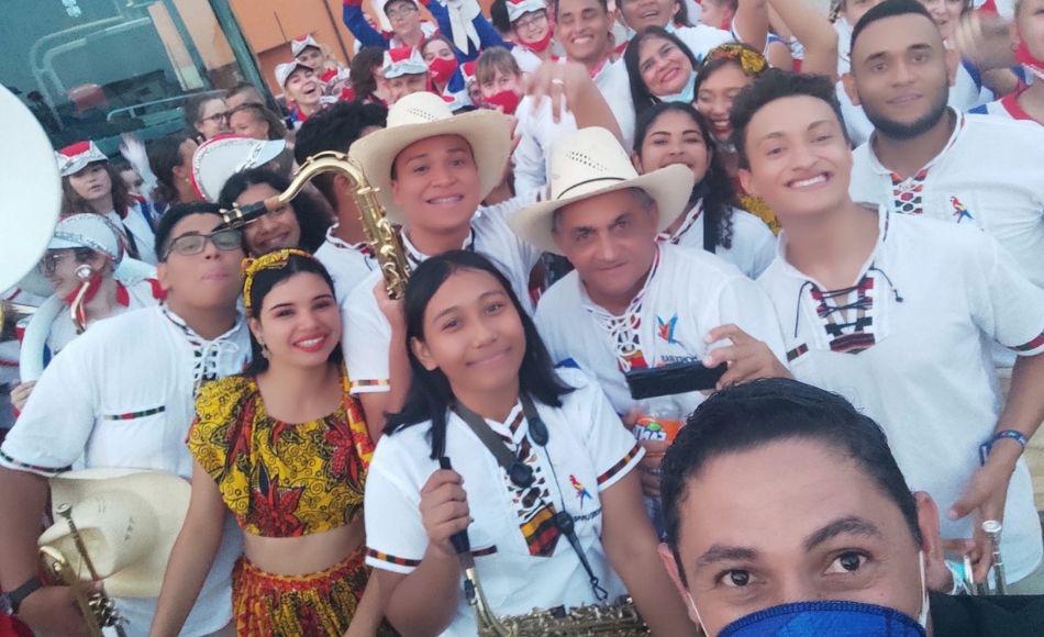 Está comitiva va con la misión de dejar todo preparado para que la banda Chorotegas Latín Band pueda resaltar nuestra cultura.
